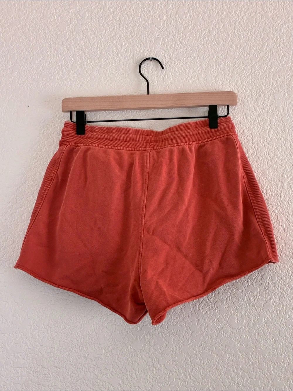 Zara | Washed effect jogging shorts cotton in russet brick orange size medium